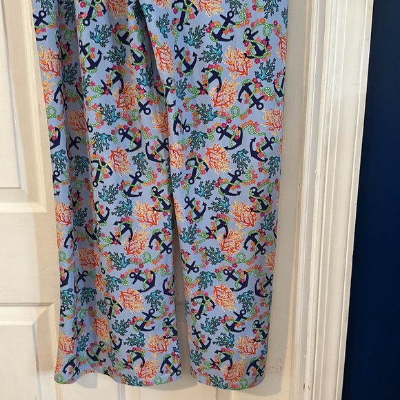 NWT Southwind Apparel Nylon & Spandex Light Blue Floral Wide Leg Palazzo Pants M - Picture 3 of 9